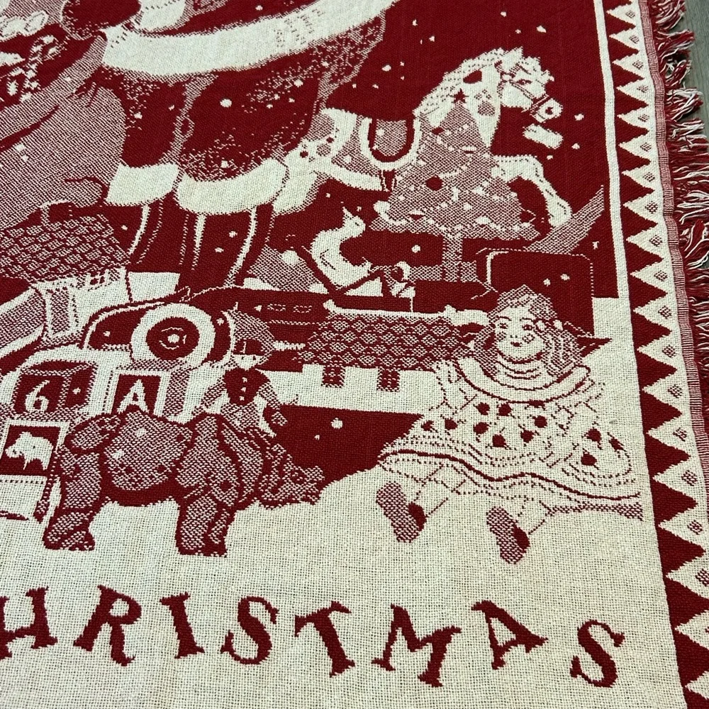 CROWN CRAFT Merry Christmas Santa Throw Blanket Vintage Fringed Red‎ Ivory 46x58